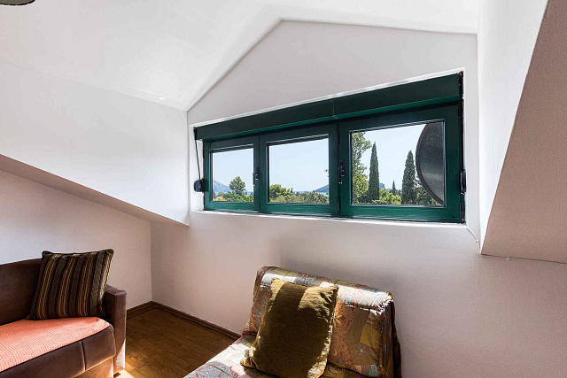 One-Bedroom Apartment in Budva – Sea View — photo 13